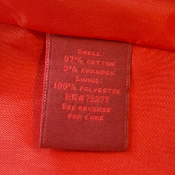 🔥Clearance🔥 New red blazer with 2 button front - Picture 7 of 13